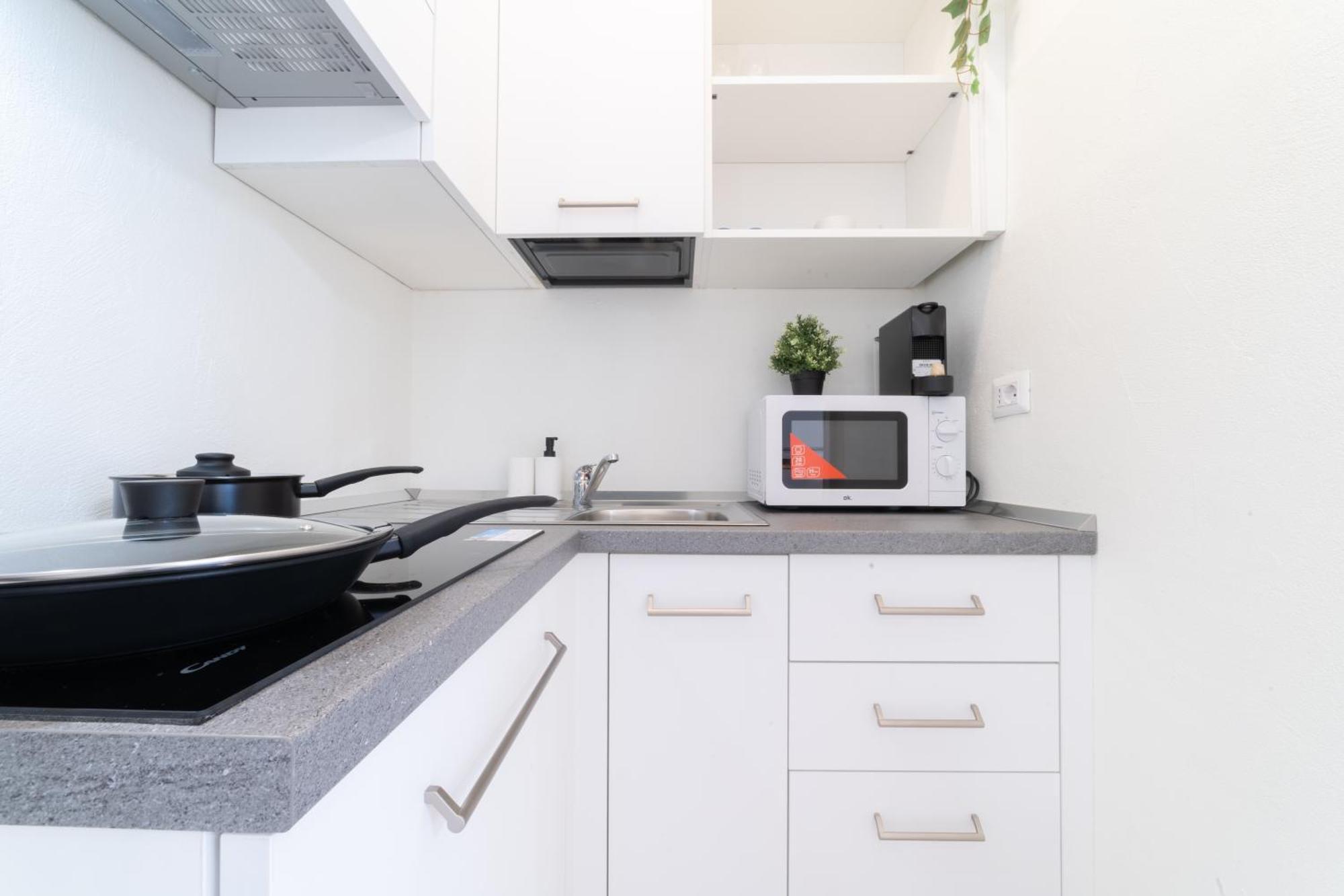 Citylife-centro, Amazing New Apt With Wifi & Ac Apartment *